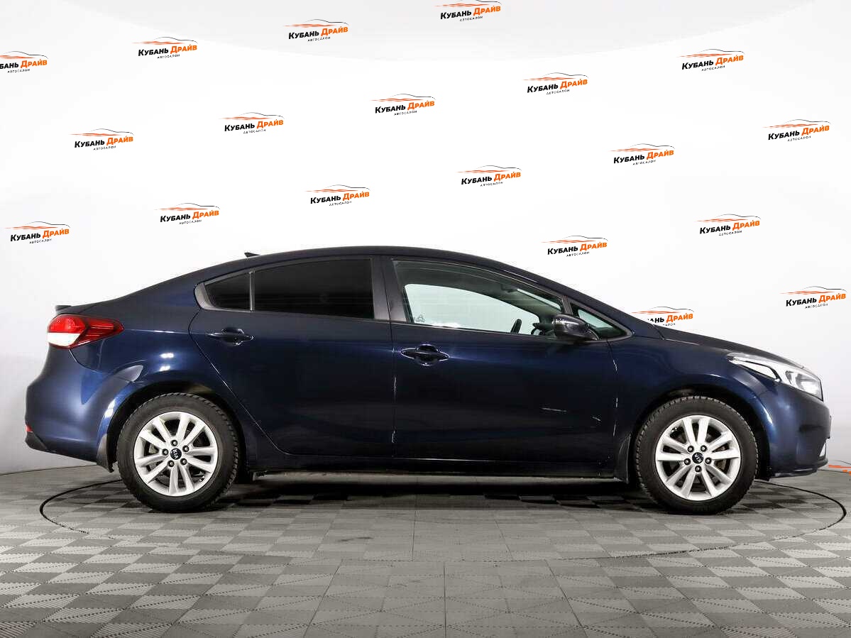 Kia Cerato 2018 года с пробегом. Фото: #3