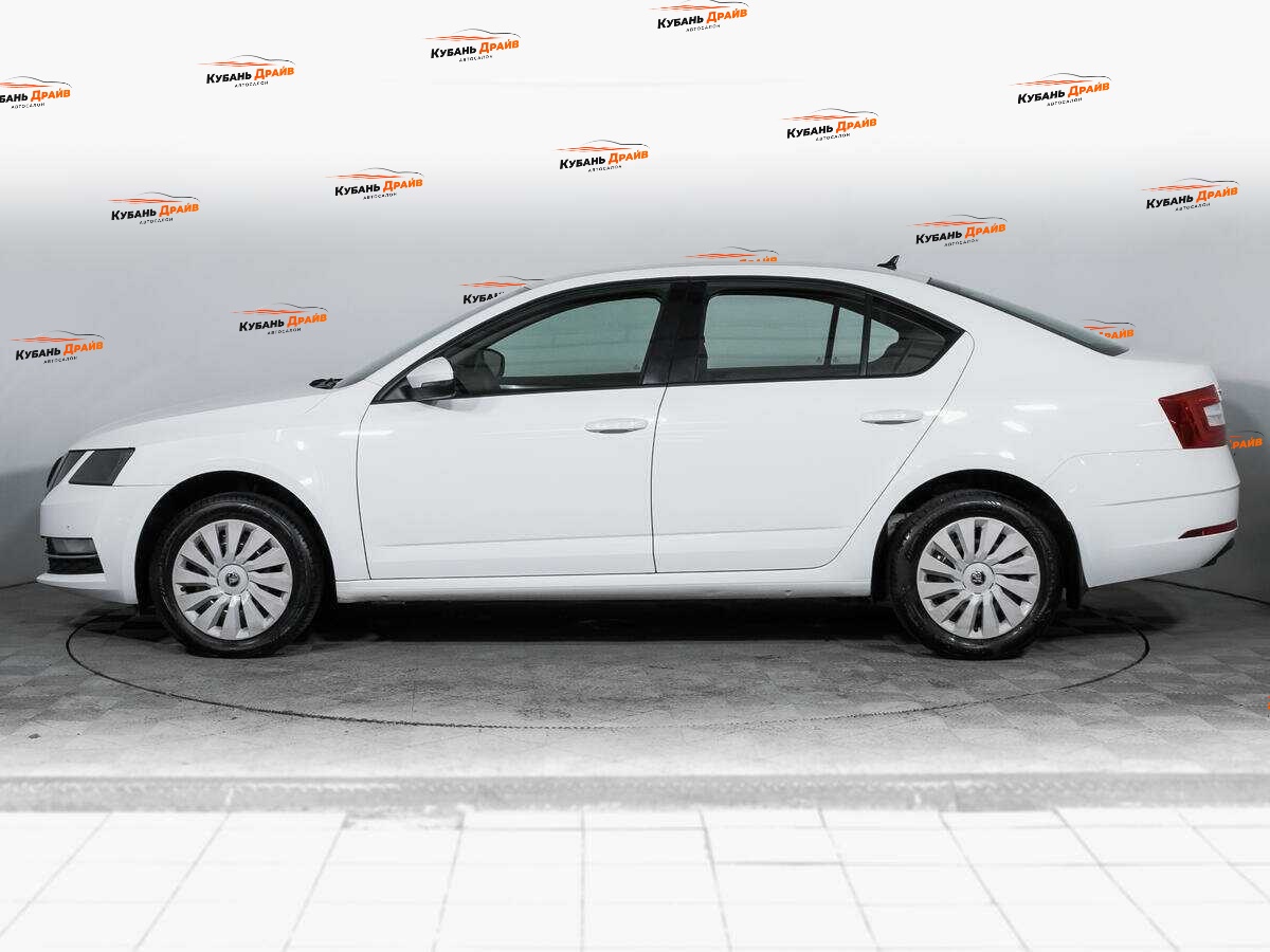Skoda Octavia 2019 года с пробегом. Фото: #7