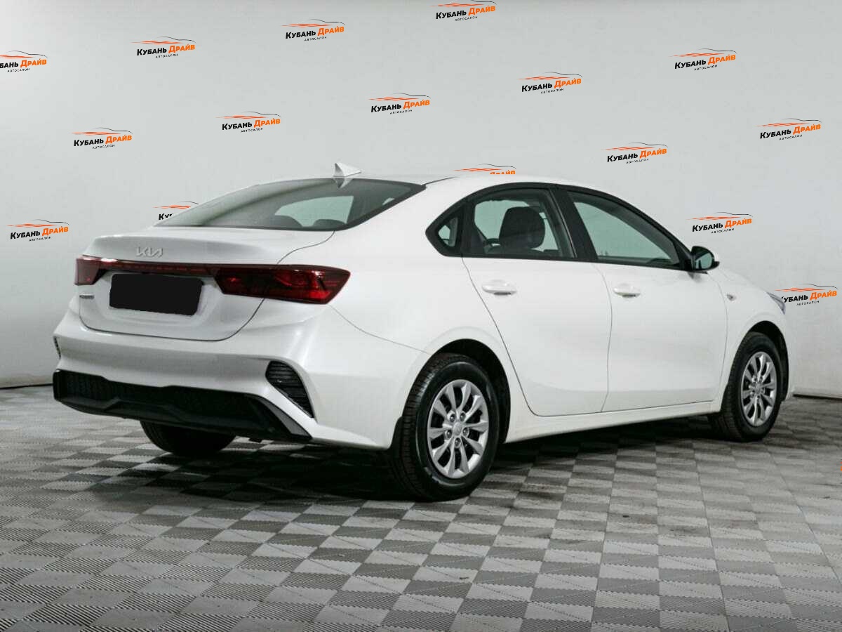 Kia Cerato 2021 года с пробегом. Фото: #4