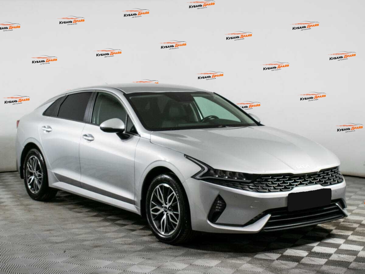 Kia K5 2020 года с пробегом. Фото: #2