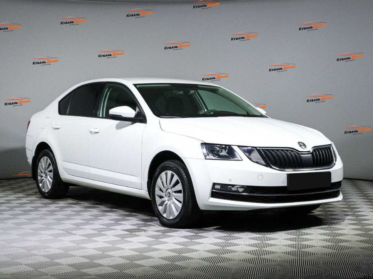 Skoda Octavia 2019 года с пробегом. Фото: #2