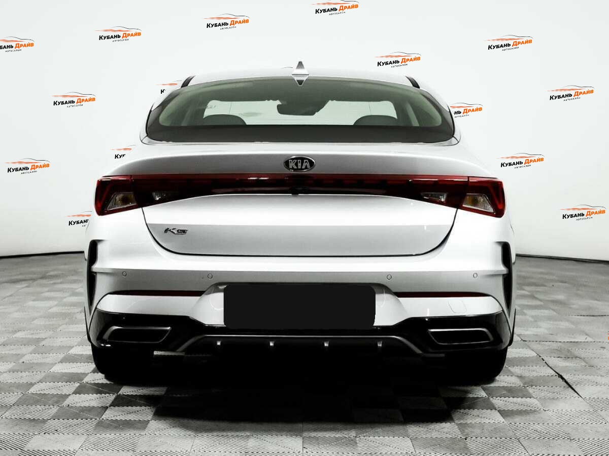 Kia K5 2021 года с пробегом. Фото: #5