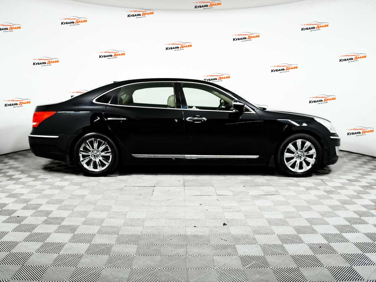 Hyundai Equus 2012 года с пробегом. Фото: #3