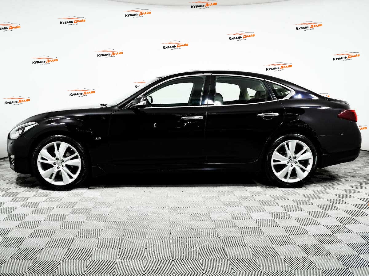 Infiniti Q70 2016 года с пробегом. Фото: #7