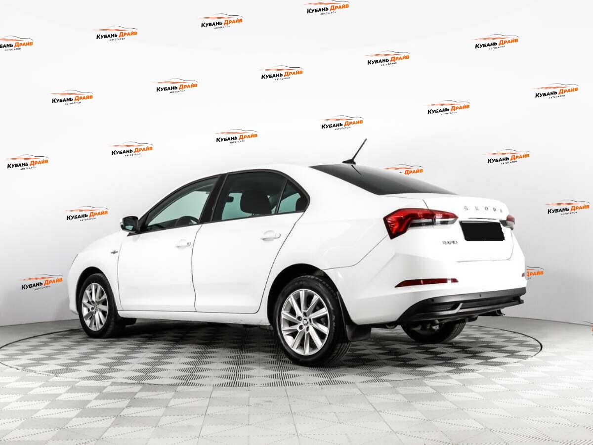 Skoda Rapid 2021 года с пробегом. Фото: #6