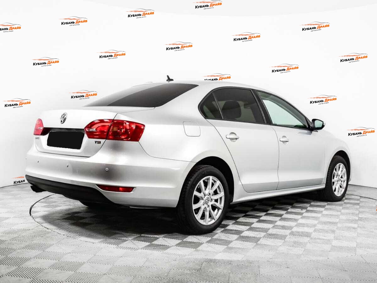 Volkswagen Jetta 2014 года с пробегом. Фото: #4