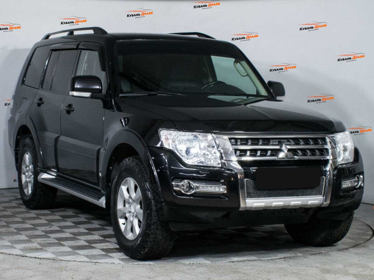 Mitsubishi Pajero 2014 года с пробегом. Фото: #2