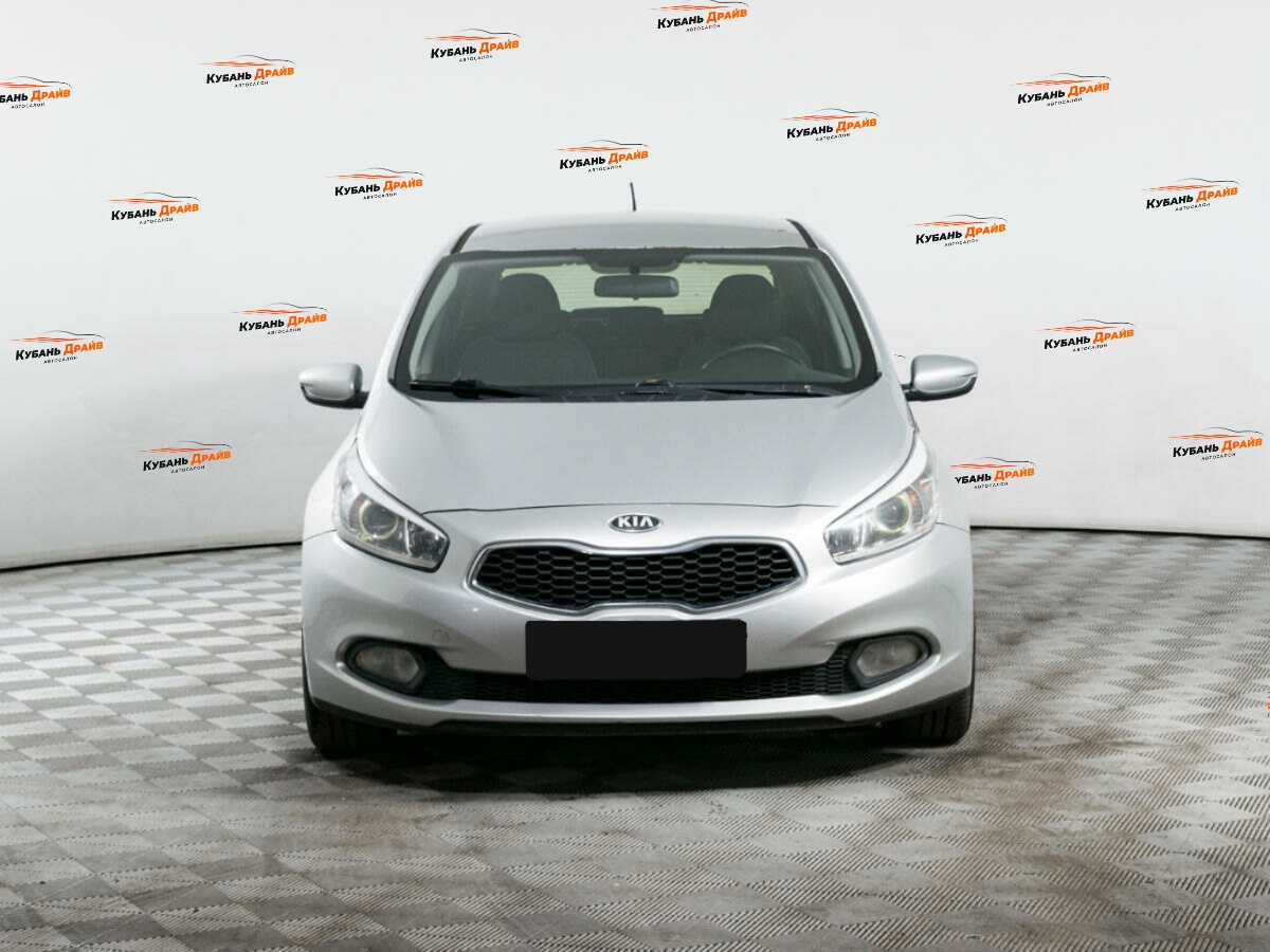 Kia Ceed 2012 года с пробегом. Фото: #1