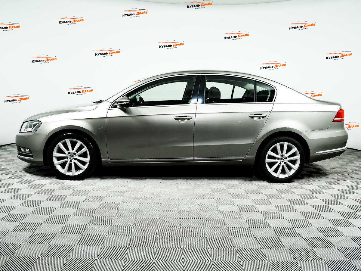 Volkswagen Passat 2012 года с пробегом. Фото: #7