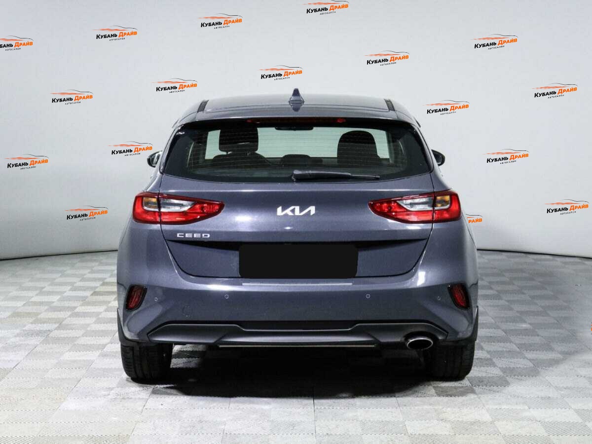 Kia Ceed 2022 года с пробегом. Фото: #5