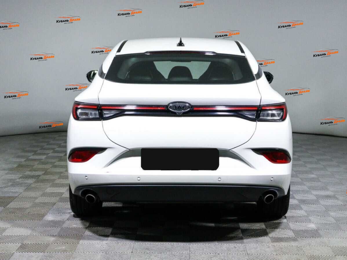 JAC J7 2023 года с пробегом. Фото: #4