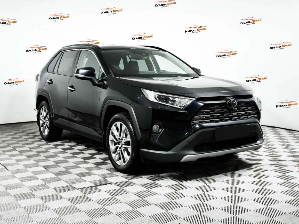 Toyota RAV4 2020 года с пробегом. Фото: #2