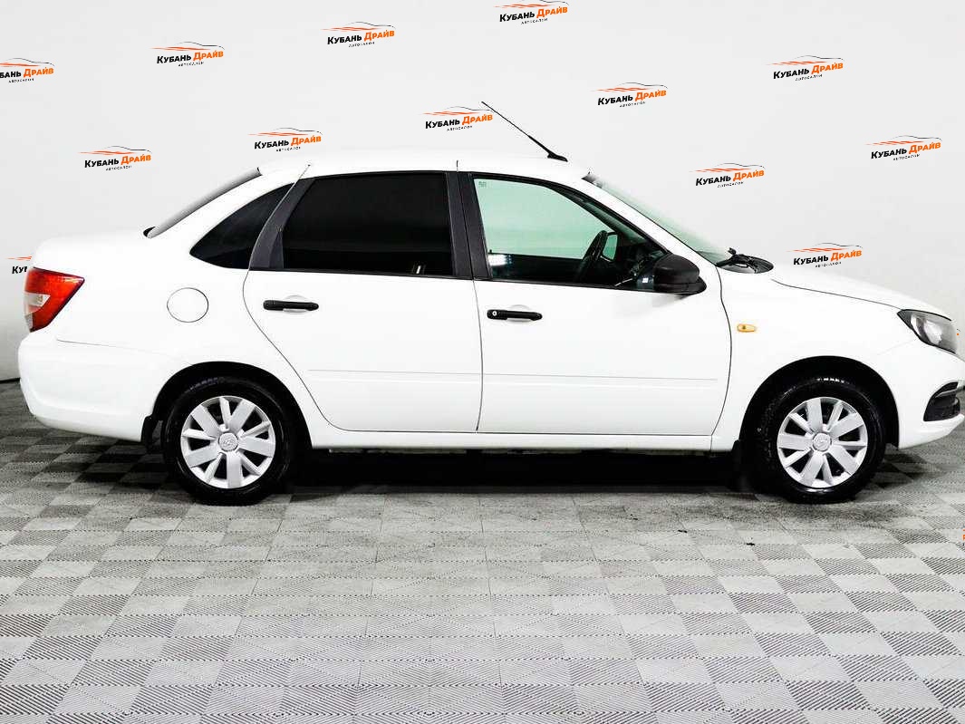 Lada (ВАЗ) Granta 2019 года с пробегом. Фото: #3