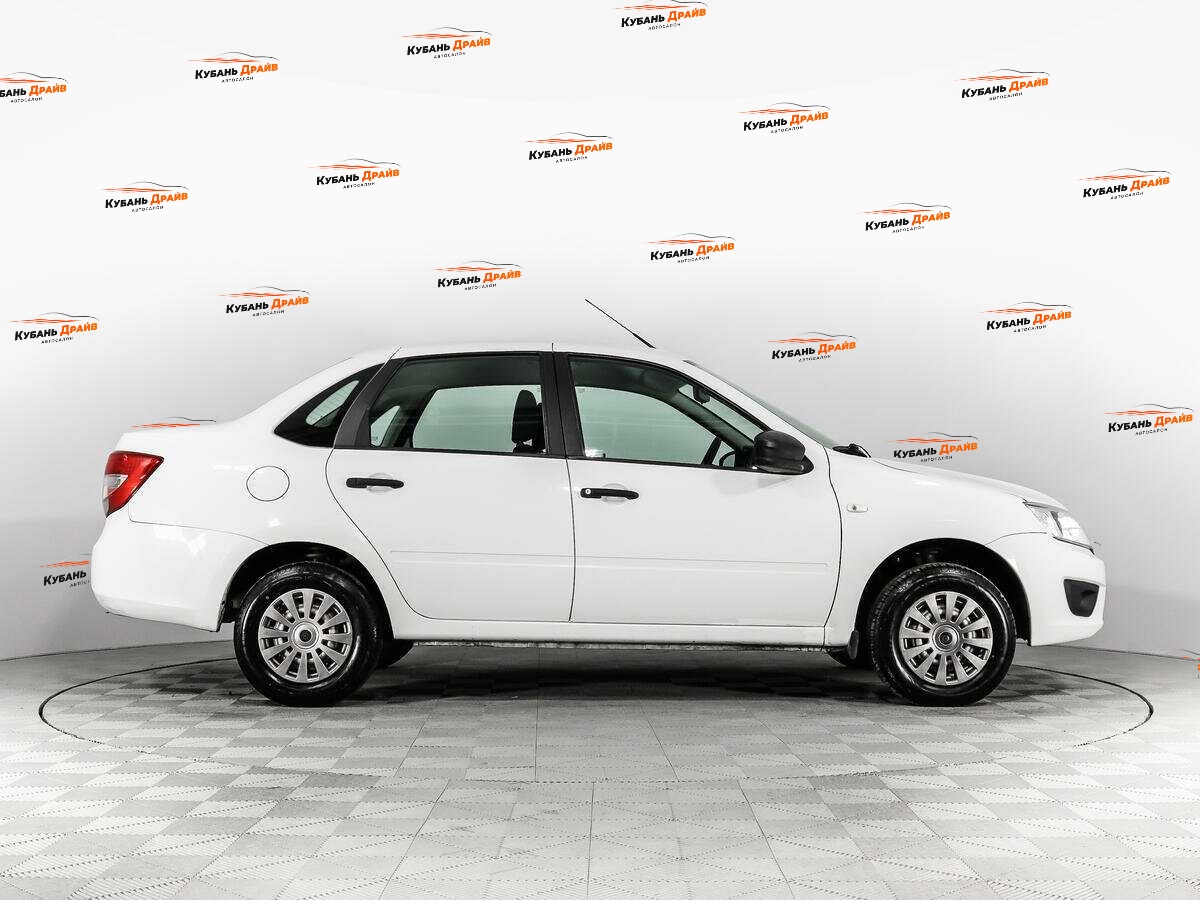 Lada (ВАЗ) Granta 2018 года с пробегом. Фото: #3