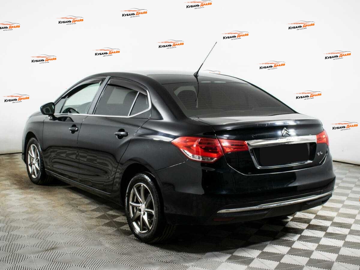 Citroen C4 2018 года с пробегом. Фото: #5
