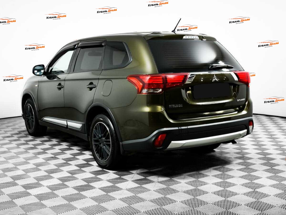 Mitsubishi Outlander 2016 года с пробегом. Фото: #5