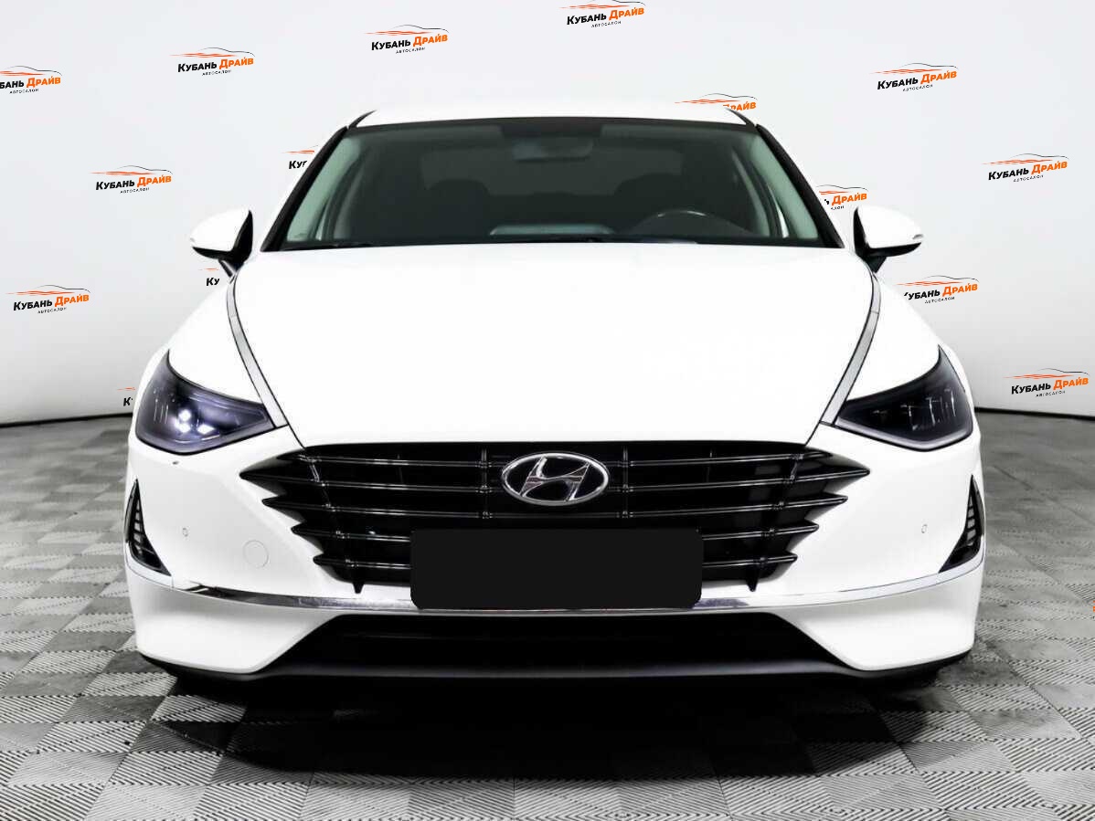 Hyundai Sonata 2021 года с пробегом. Фото: #1