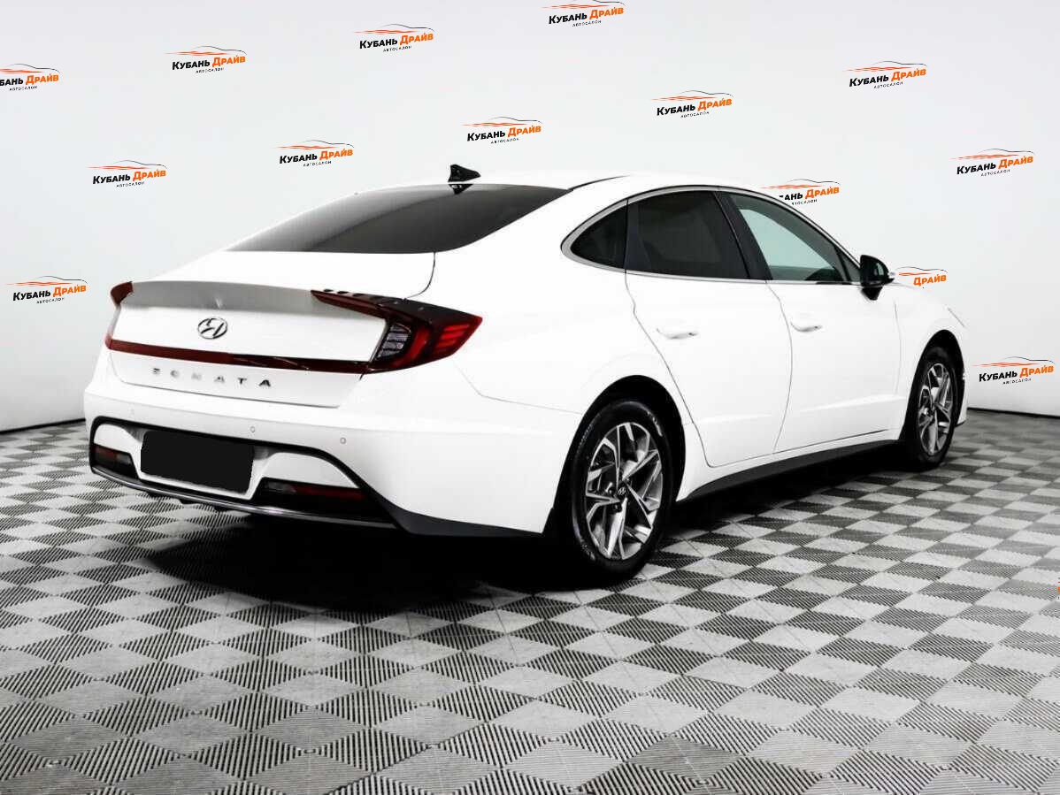 Hyundai Sonata 2021 года с пробегом. Фото: #3
