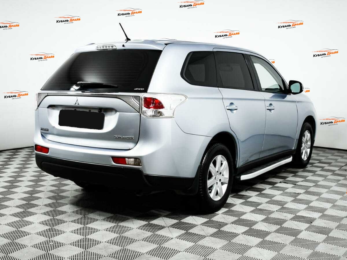 Mitsubishi Outlander 2013 года с пробегом. Фото: #4