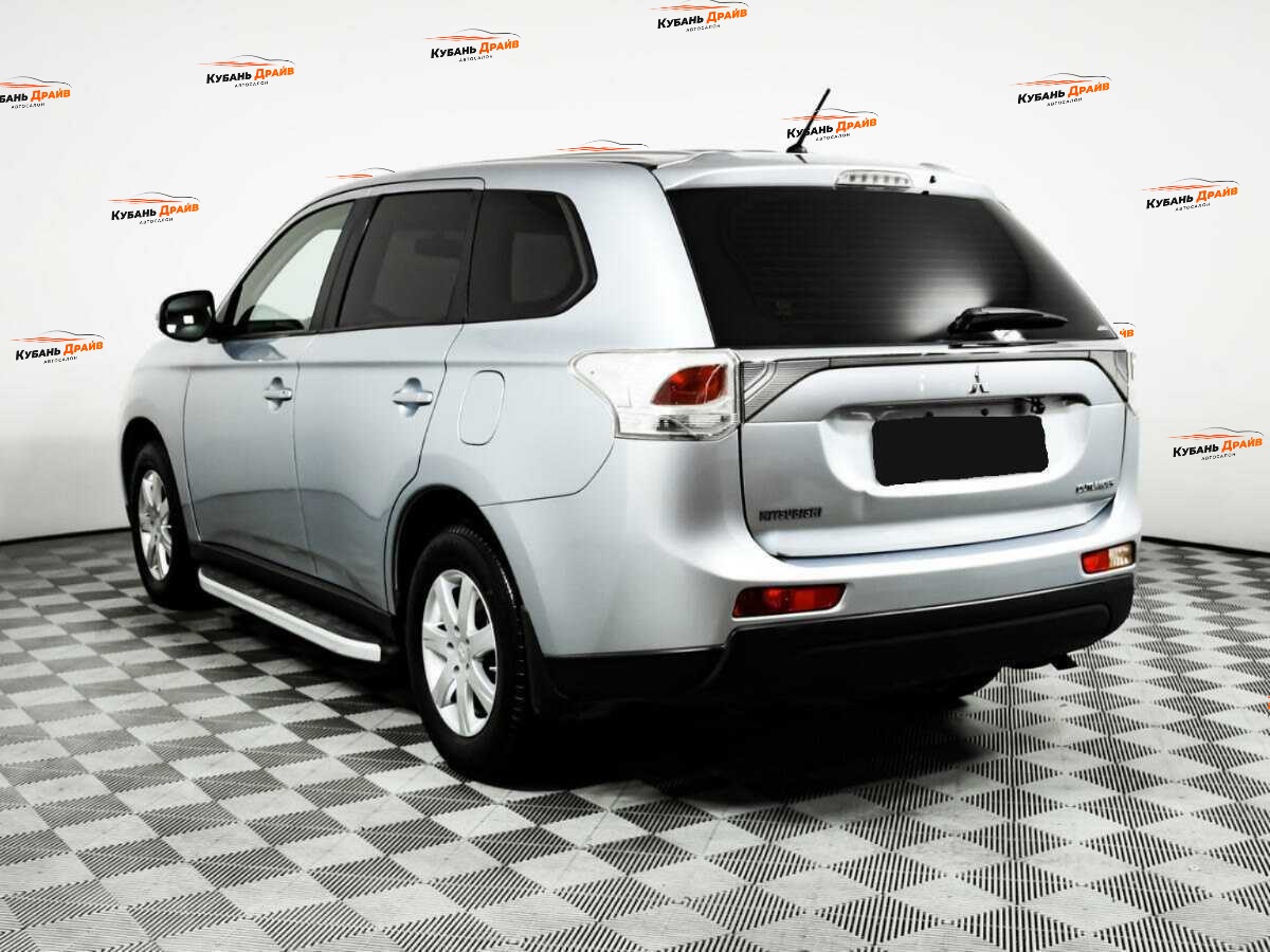 Mitsubishi Outlander 2013 года с пробегом. Фото: #6