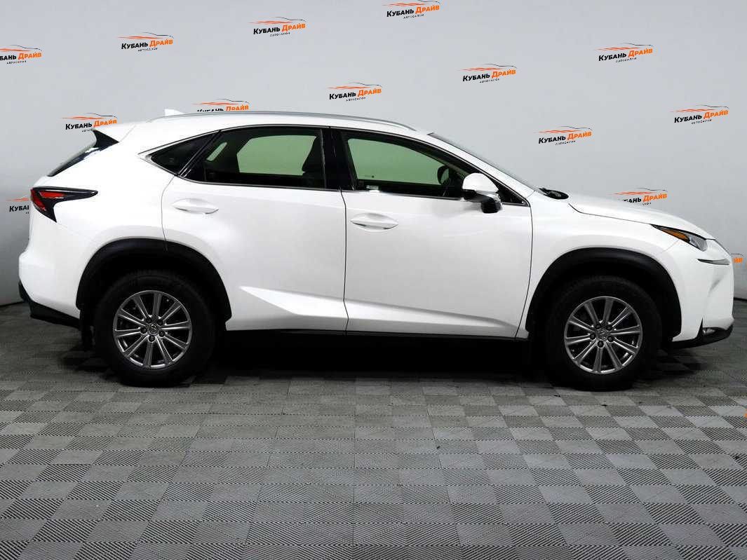 Lexus NX 2015 года с пробегом. Фото: #3