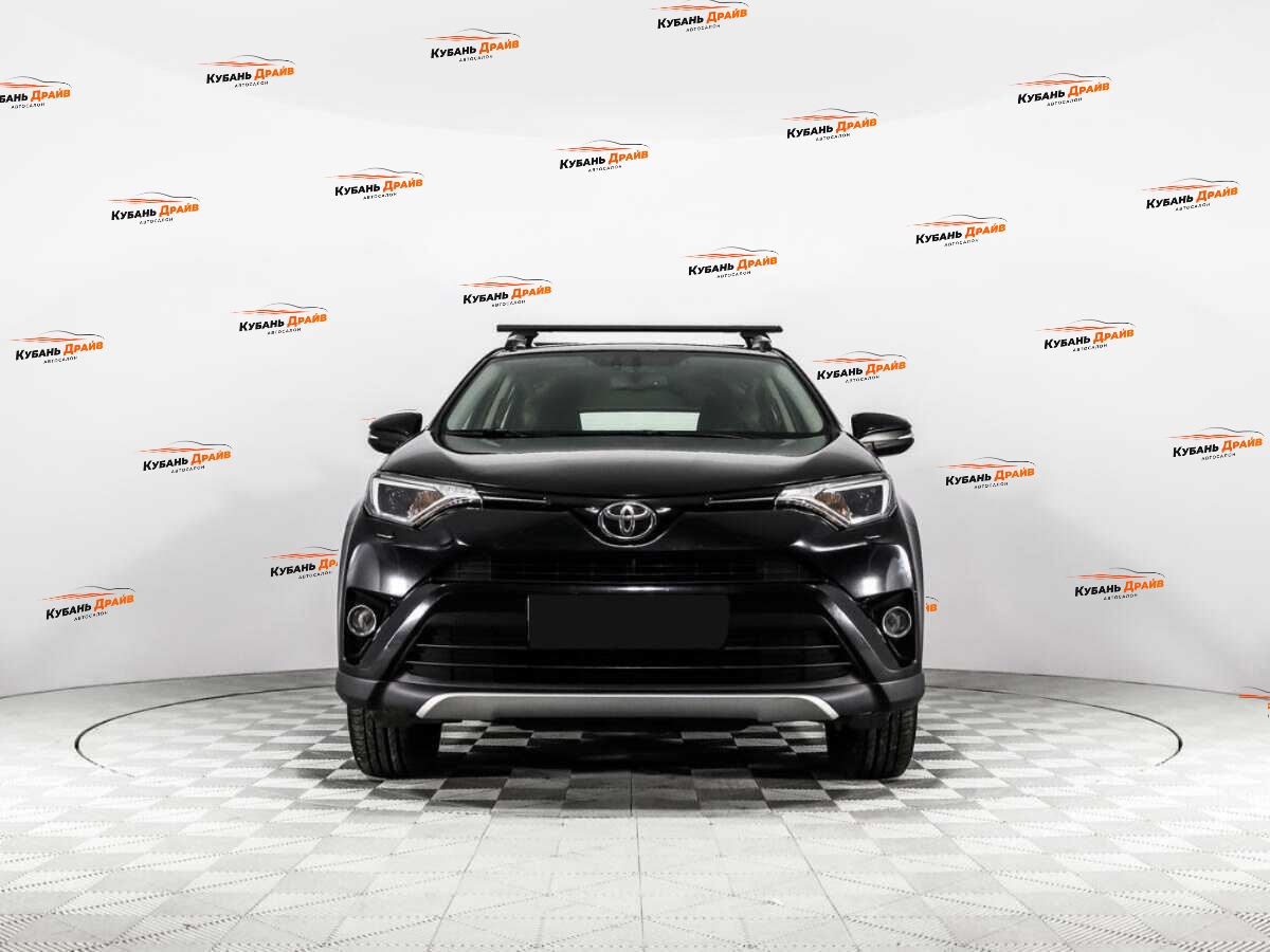 Toyota RAV4 2016 года с пробегом. Фото: #1