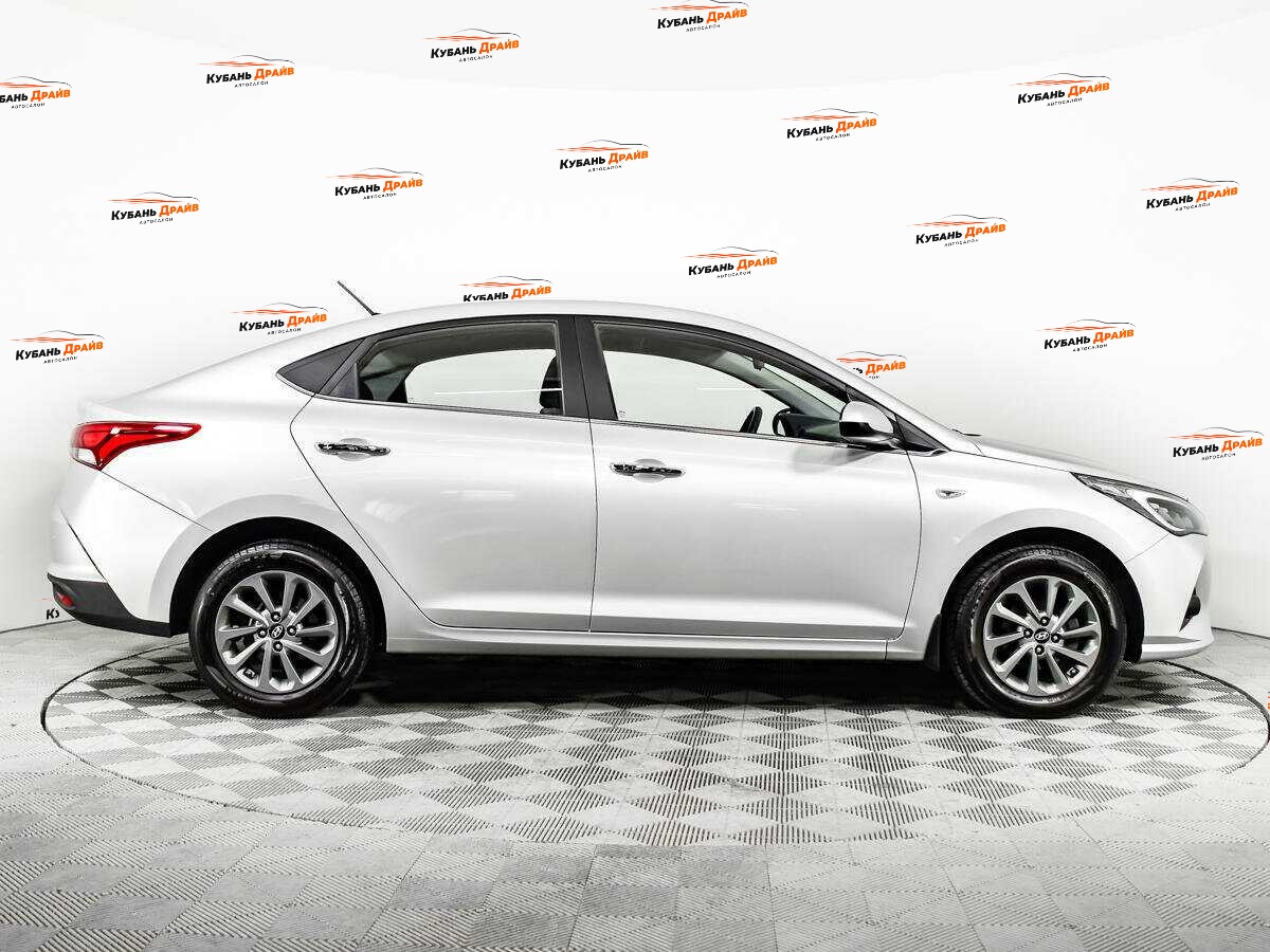 Hyundai Solaris 2021 года с пробегом. Фото: #3