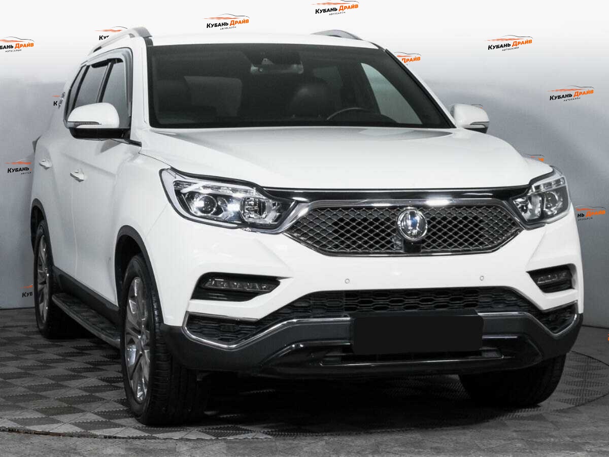 SsangYong Rexton 2018 года с пробегом. Фото: #2