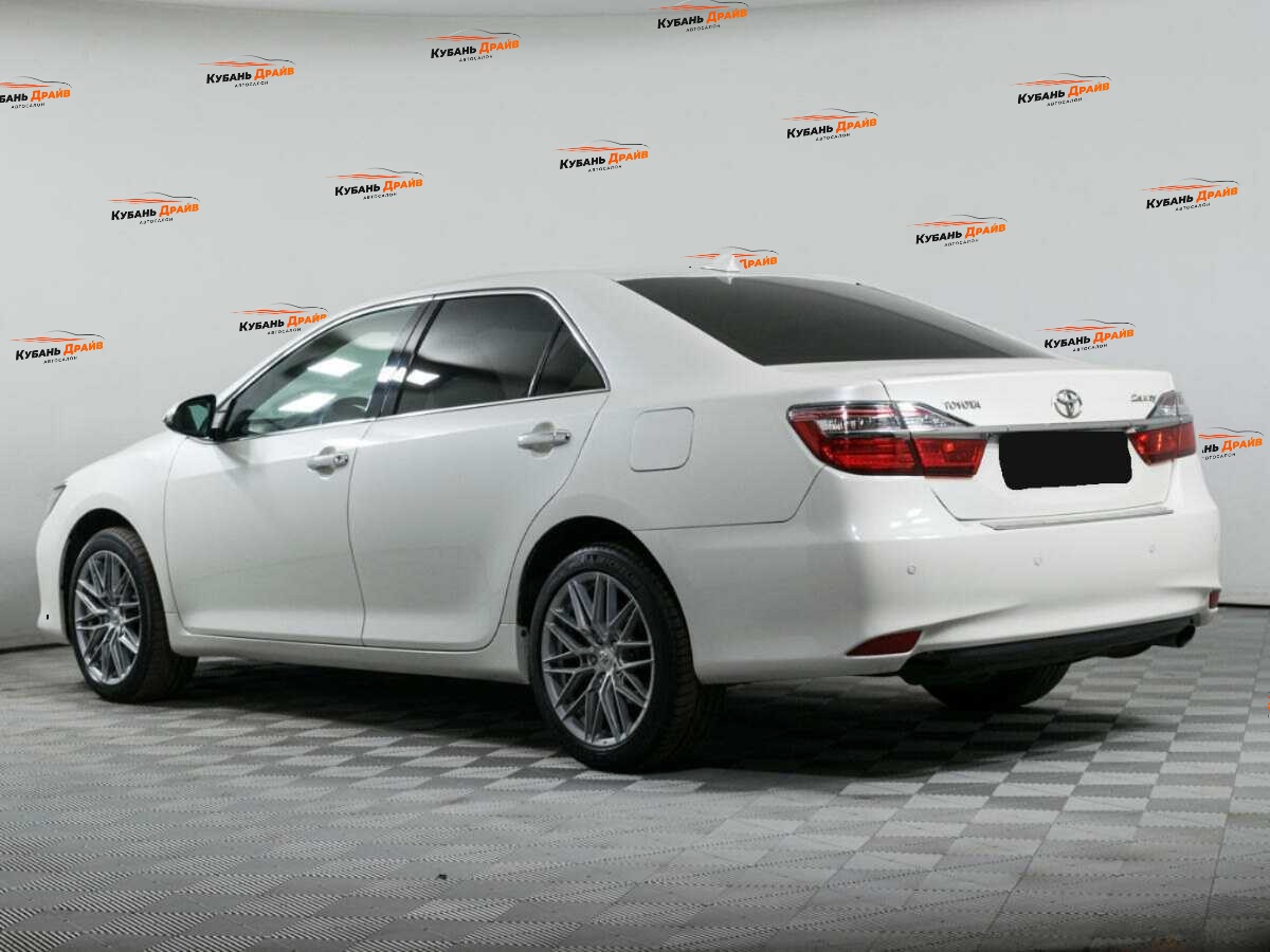 Toyota Camry 2017 года с пробегом. Фото: #5