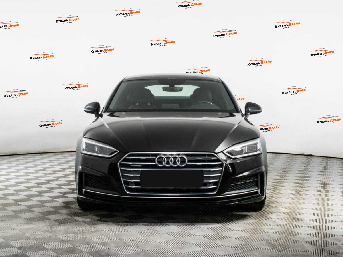 Audi A5 2018 года с пробегом. Фото: #1