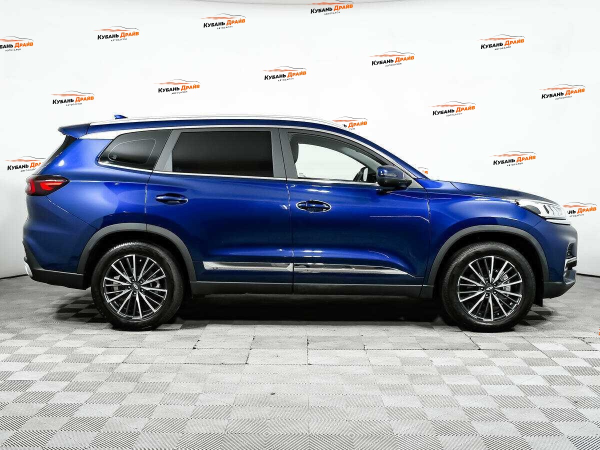 Chery Tiggo 8 2023 года с пробегом. Фото: #3