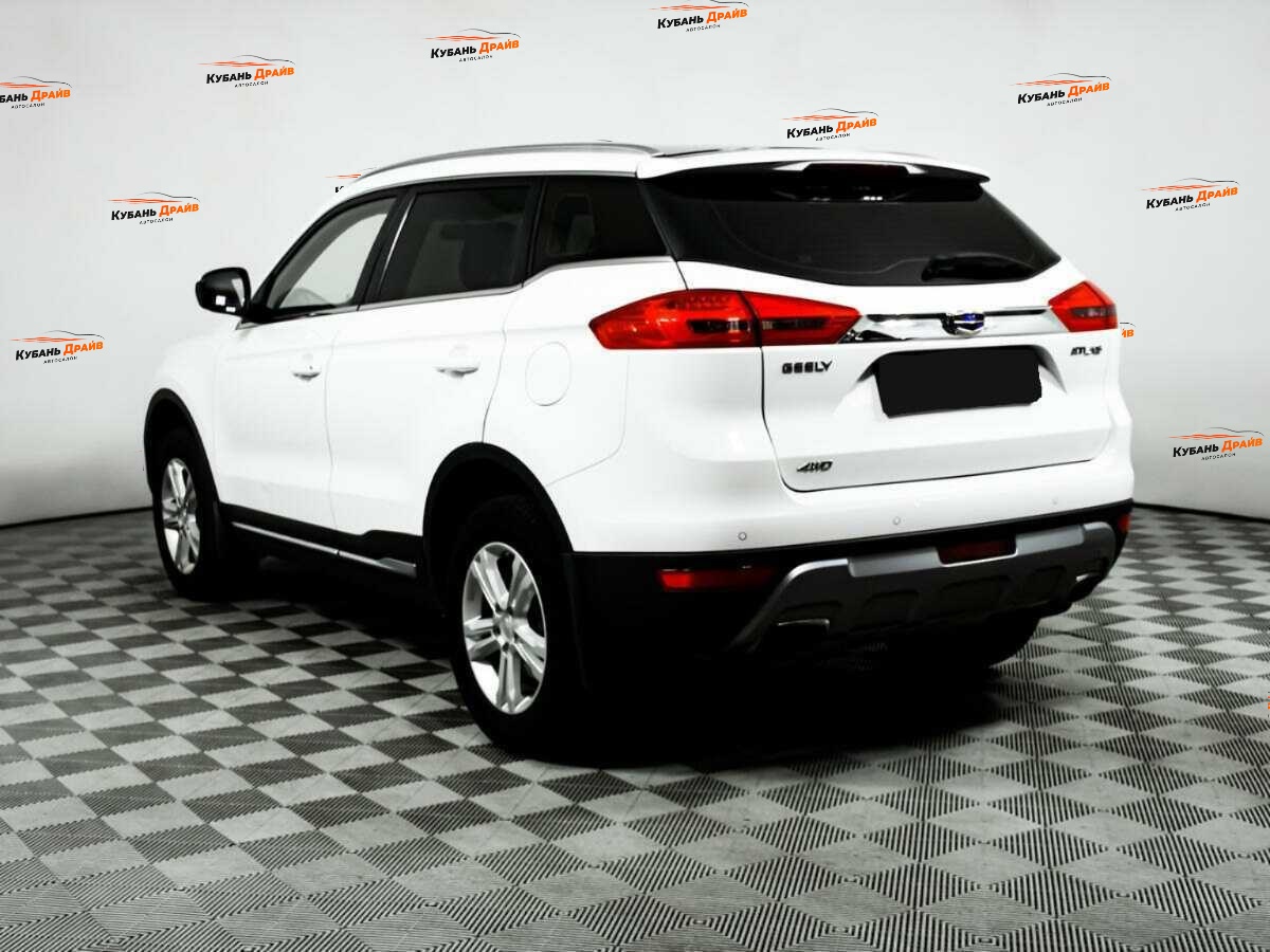 Geely Atlas 2018 года с пробегом. Фото: #6