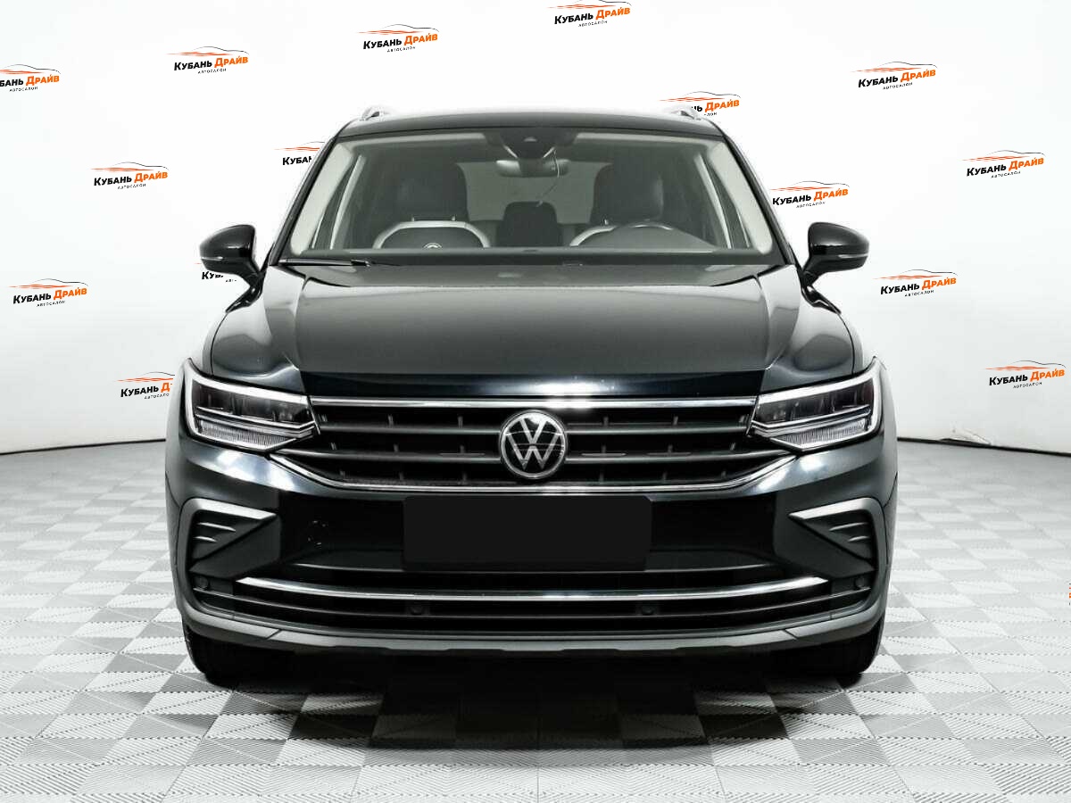 Volkswagen Tiguan 2021 года с пробегом. Фото: #1