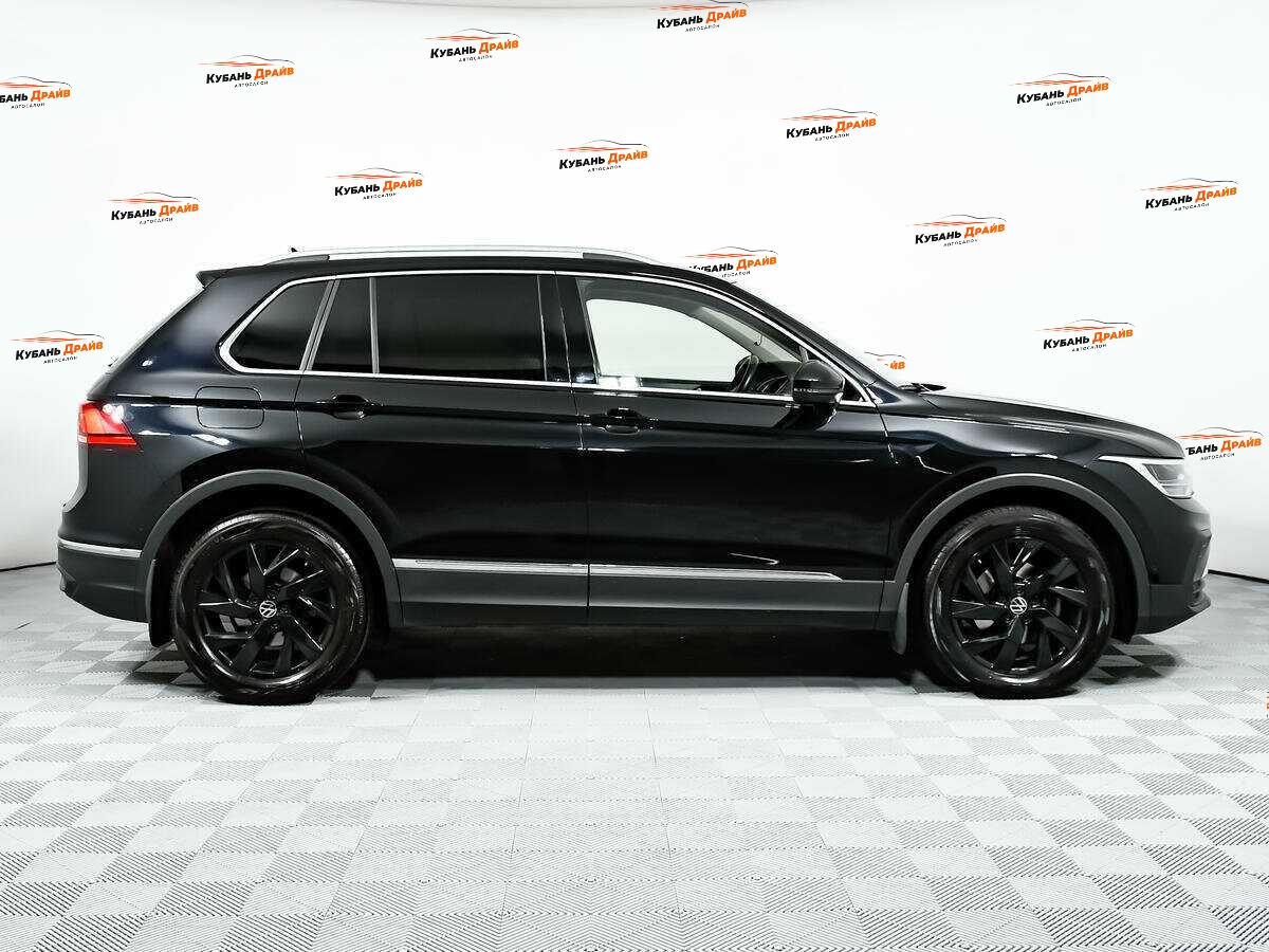 Volkswagen Tiguan 2021 года с пробегом. Фото: #3