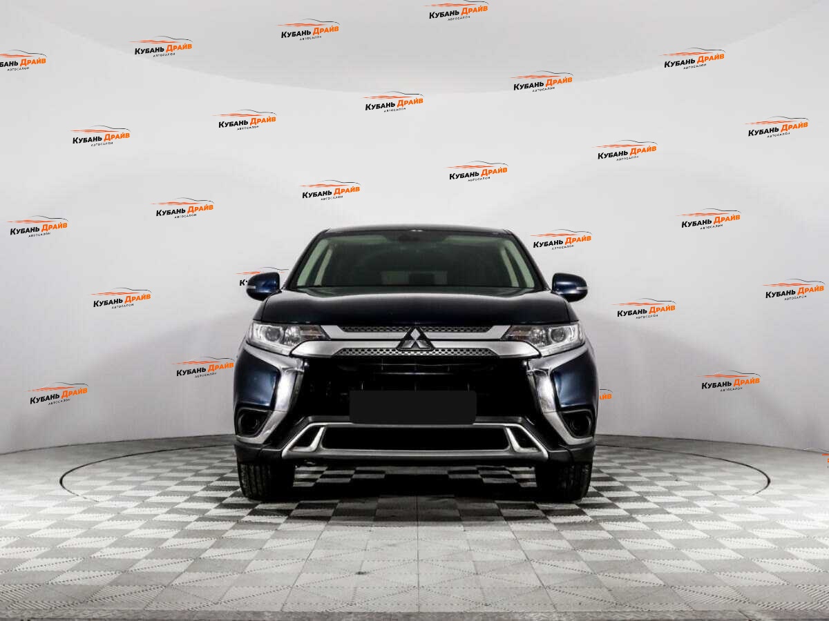 Mitsubishi Outlander 2018 года с пробегом. Фото: #1