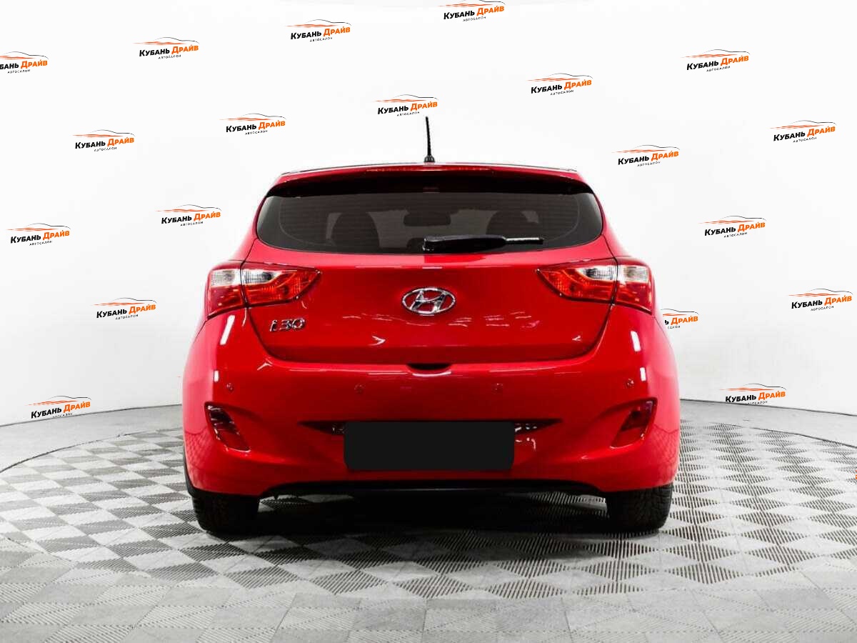 Hyundai i30 2014 года с пробегом. Фото: #5