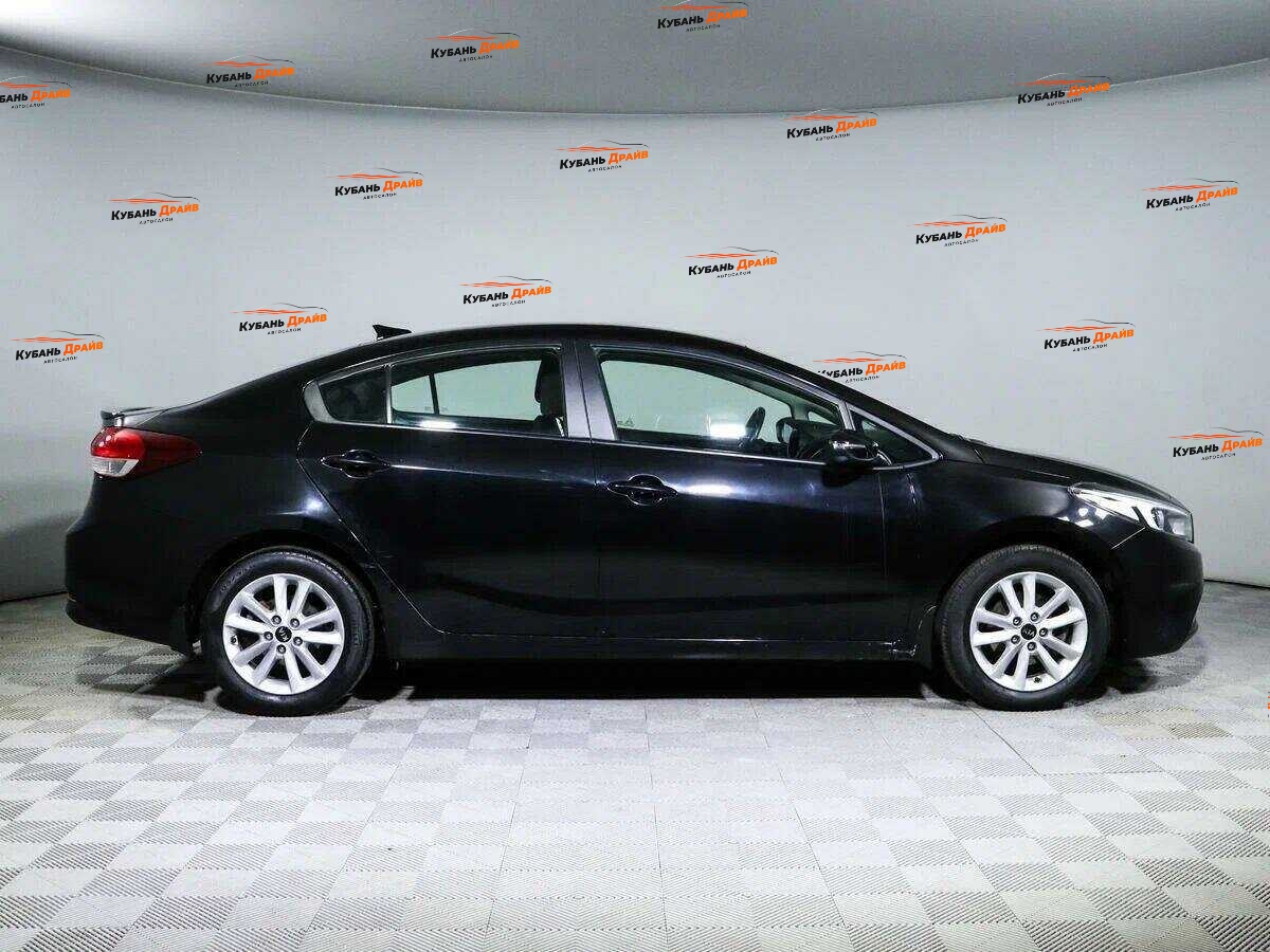 Kia Cerato 2018 года с пробегом. Фото: #3