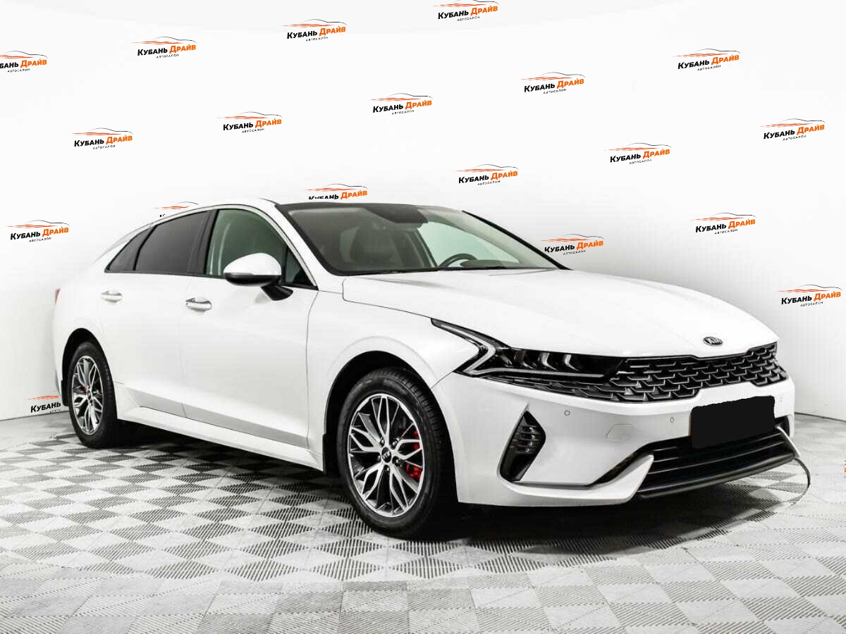 Kia K5 2021 года с пробегом. Фото: #2