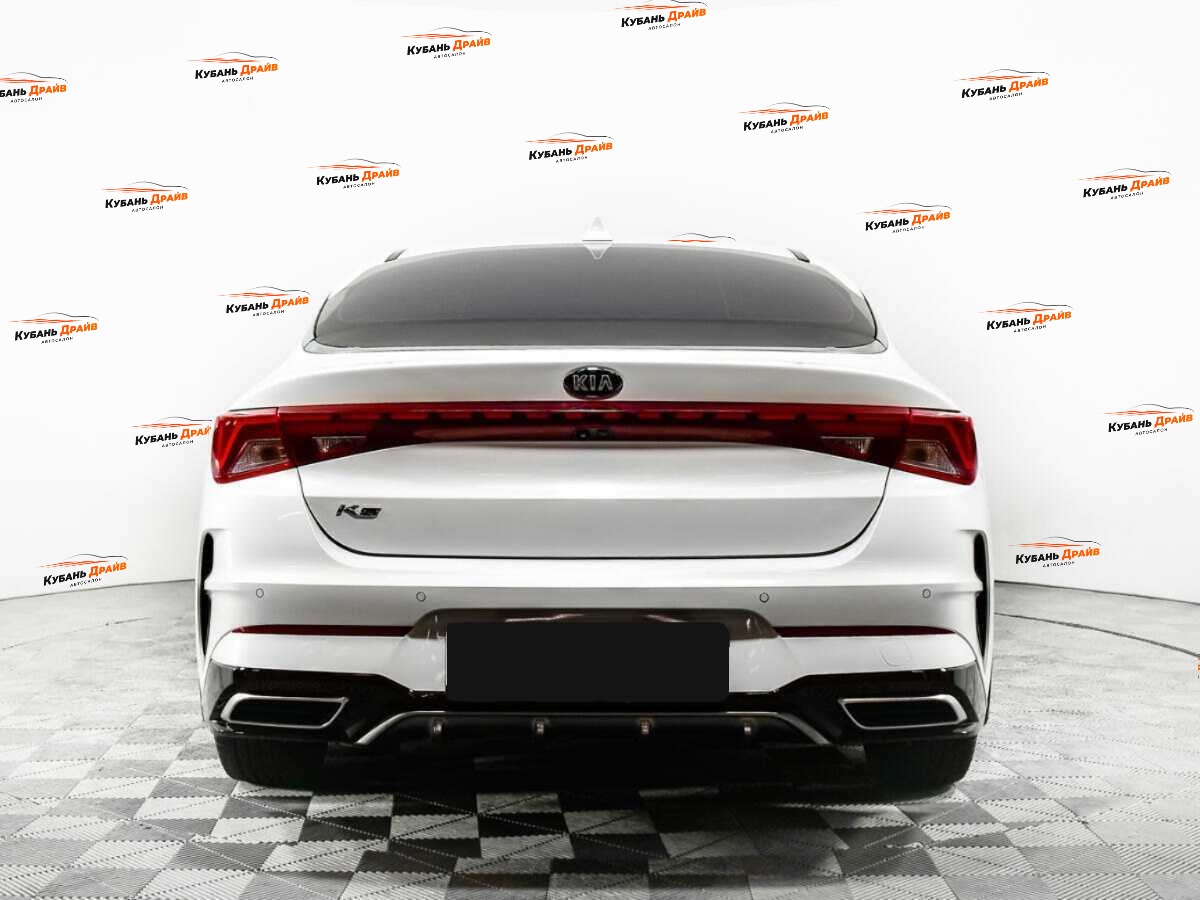 Kia K5 2021 года с пробегом. Фото: #5