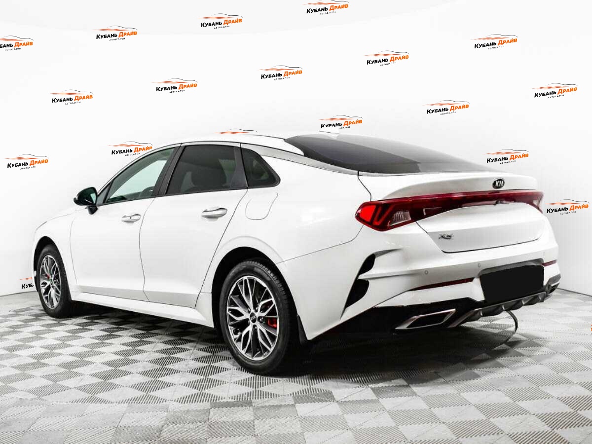 Kia K5 2021 года с пробегом. Фото: #6