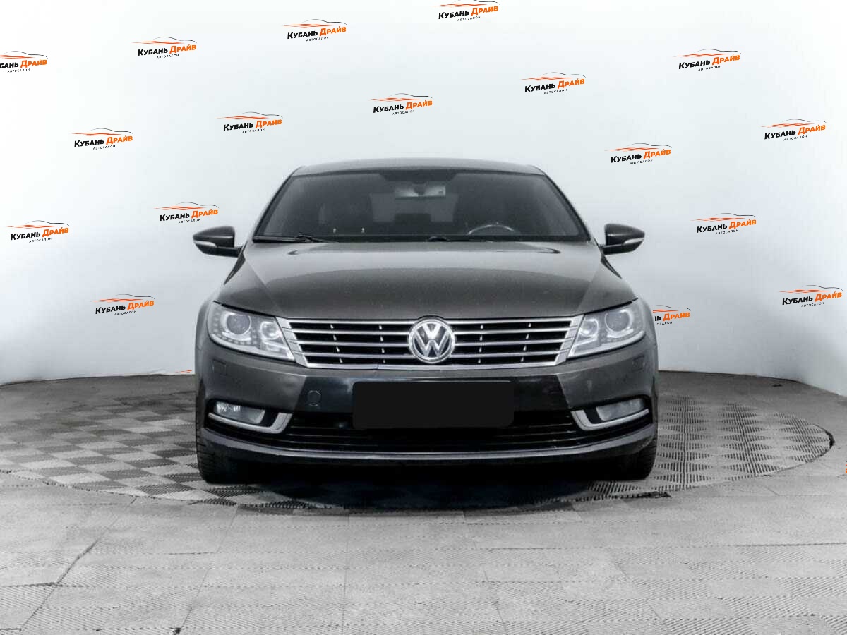 Volkswagen Passat CC 2012 года с пробегом. Фото: #1