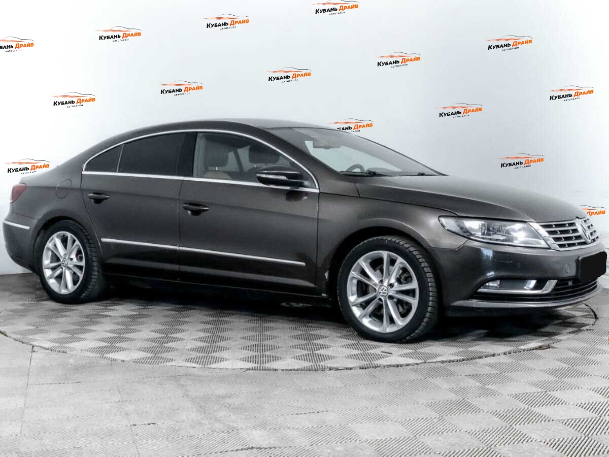 Volkswagen Passat CC 2012 года с пробегом. Фото: #2