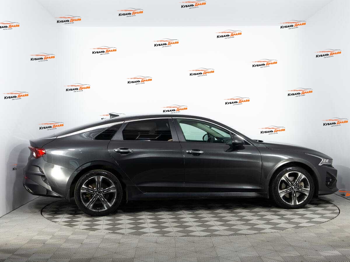 Kia K5 2020 года с пробегом. Фото: #3