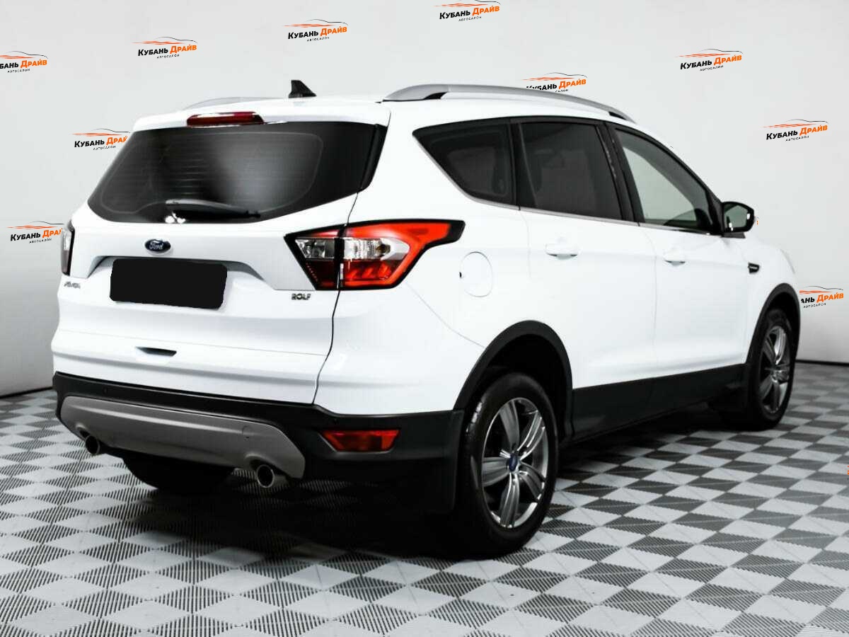 Ford Kuga 2019 года с пробегом. Фото: #4