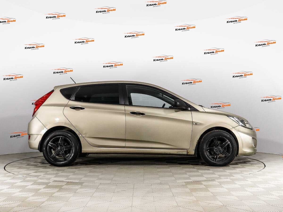 Hyundai Solaris 2013 года с пробегом. Фото: #3