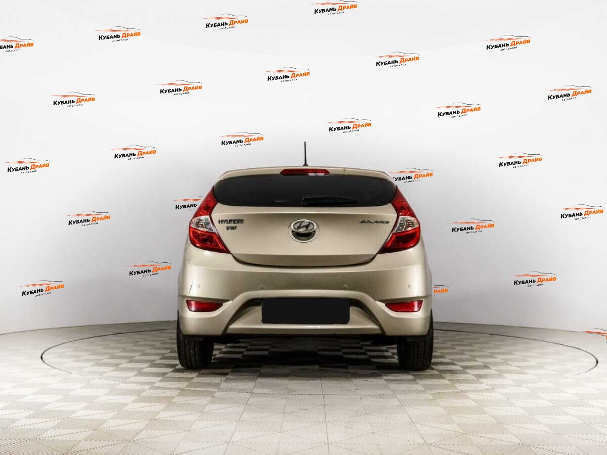 Hyundai Solaris 2013 года с пробегом. Фото: #5