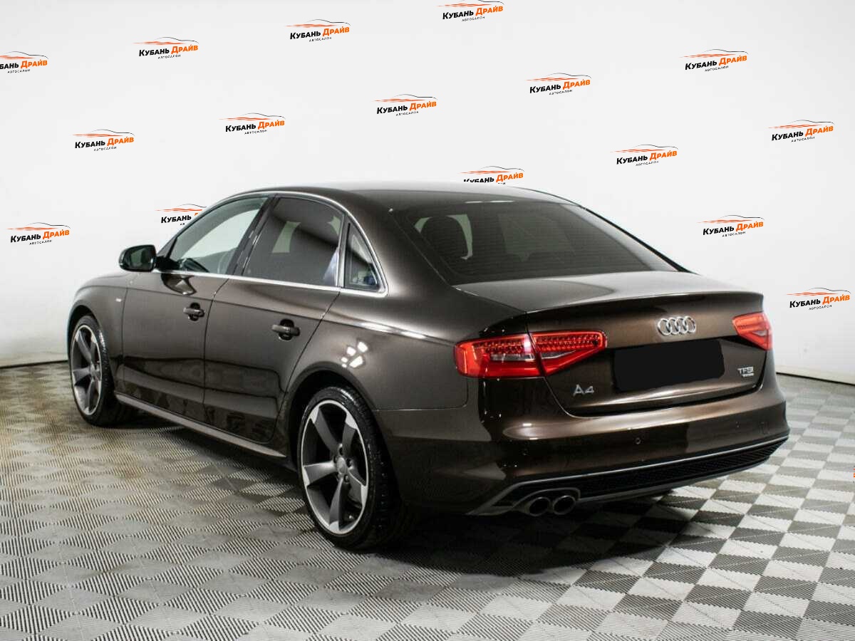 Audi A4 2014 года с пробегом. Фото: #5