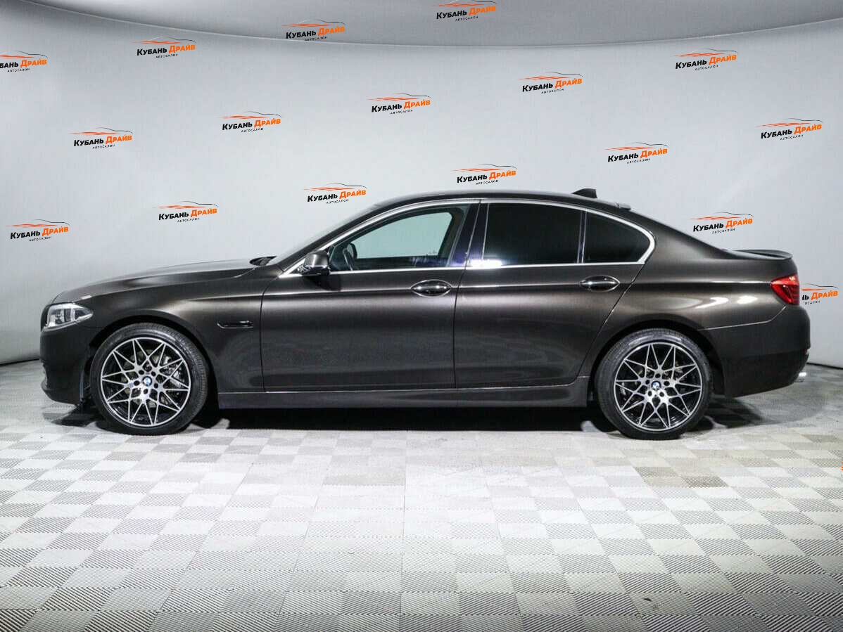 BMW 5 серии 2016 года с пробегом. Фото: #7