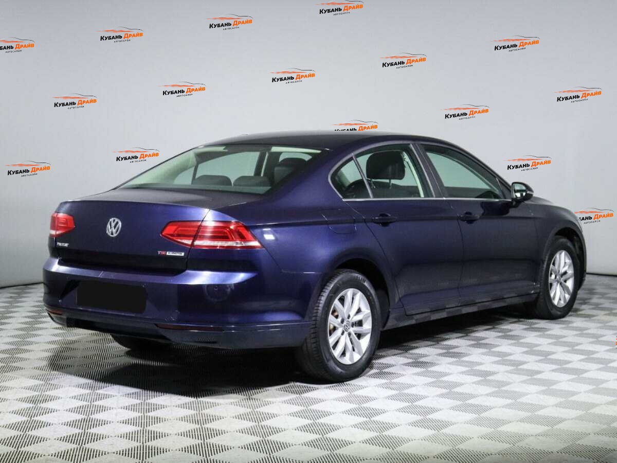 Volkswagen Passat 2016 года с пробегом. Фото: #3