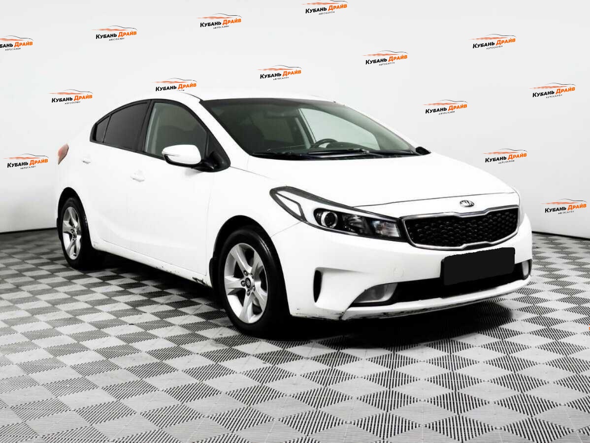 Kia Cerato 2017 года с пробегом. Фото: #2